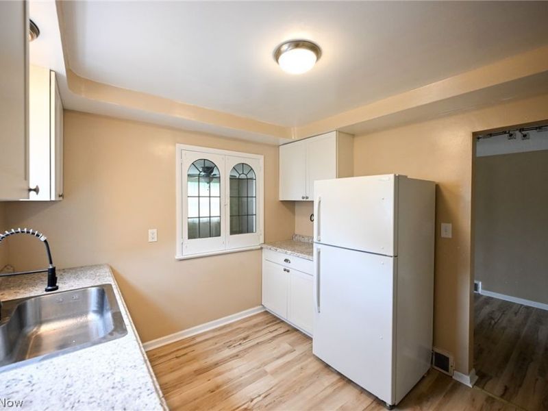 5238 Longton Road, Lyndhurst, OH 44124 Photo 10