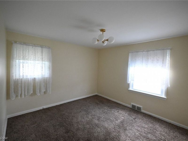 5238 Longton Road, Lyndhurst, OH 44124 Photo 12