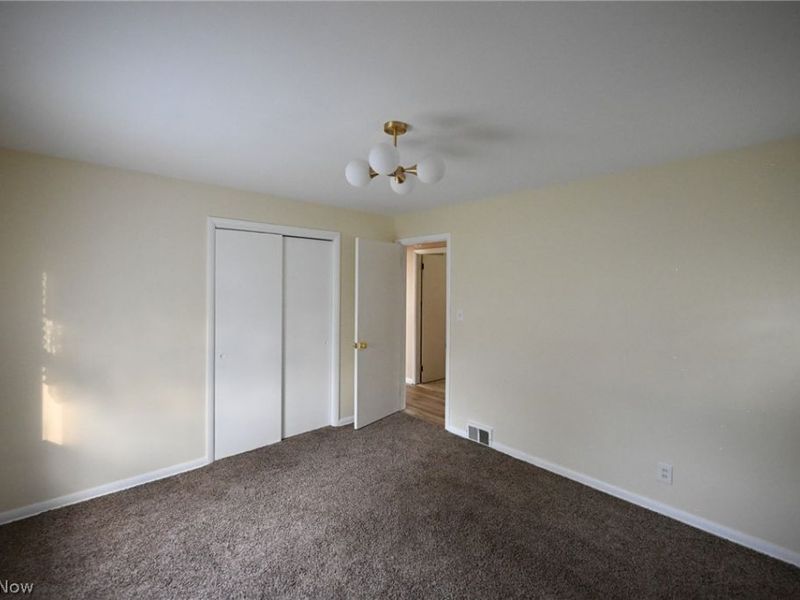 5238 Longton Road, Lyndhurst, OH 44124 Photo 13