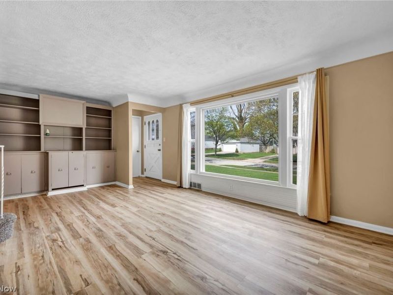 5238 Longton Road, Lyndhurst, OH 44124 Photo 9