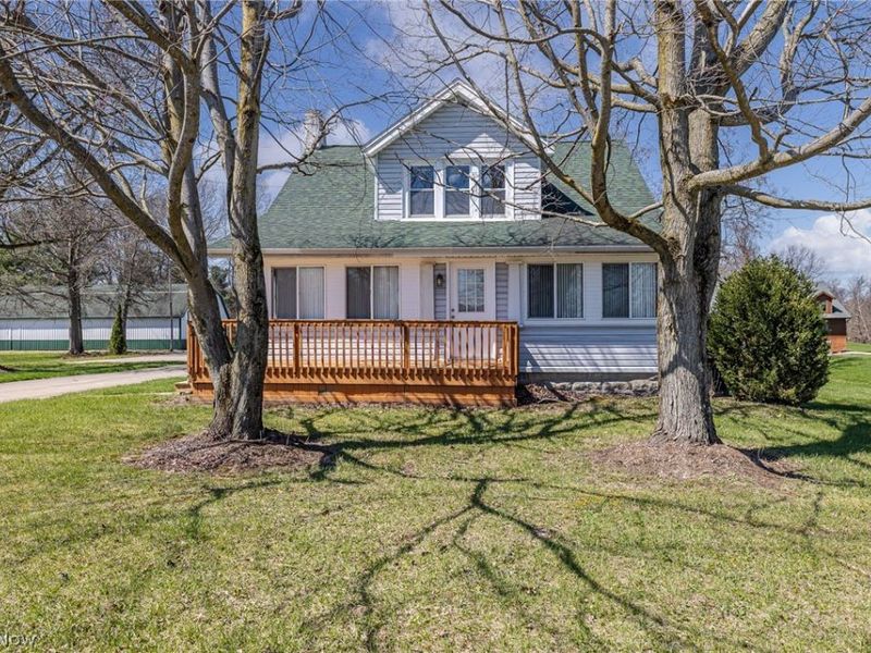 16118 Cowley Road, Grafton, OH 44044 Photo 1