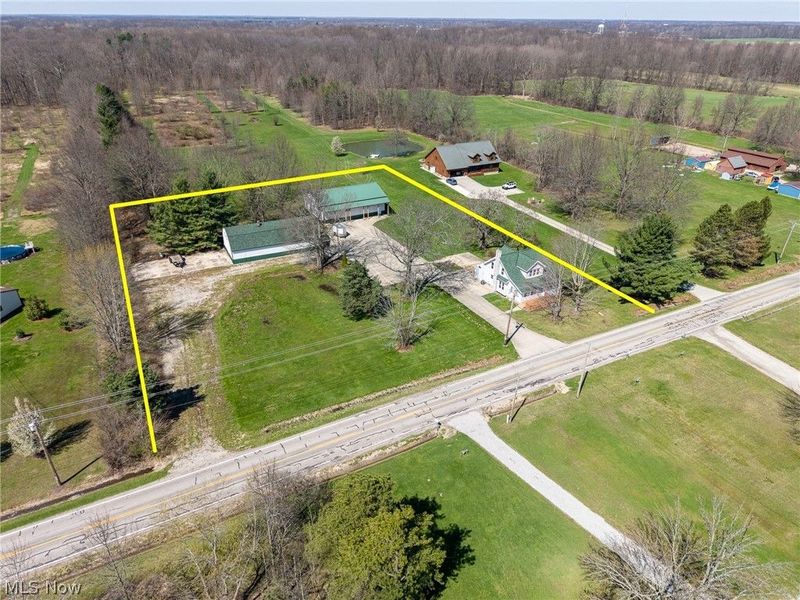 16118 Cowley Road, Grafton, OH 44044 Photo 2