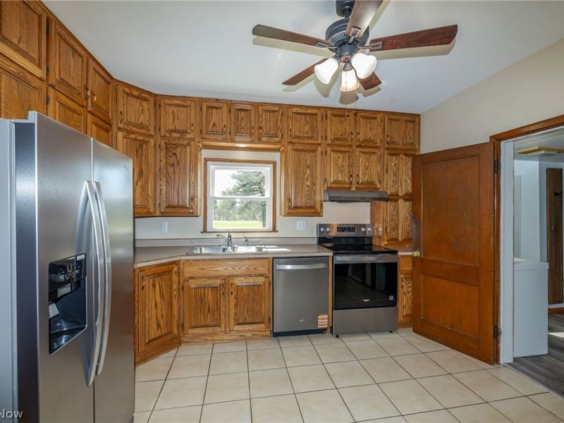 16118 Cowley Road, Grafton, OH 44044 Photo 9