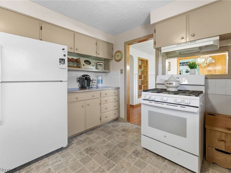 4423 Broadway Avenue NE, Louisville, OH 44641 Photo 23