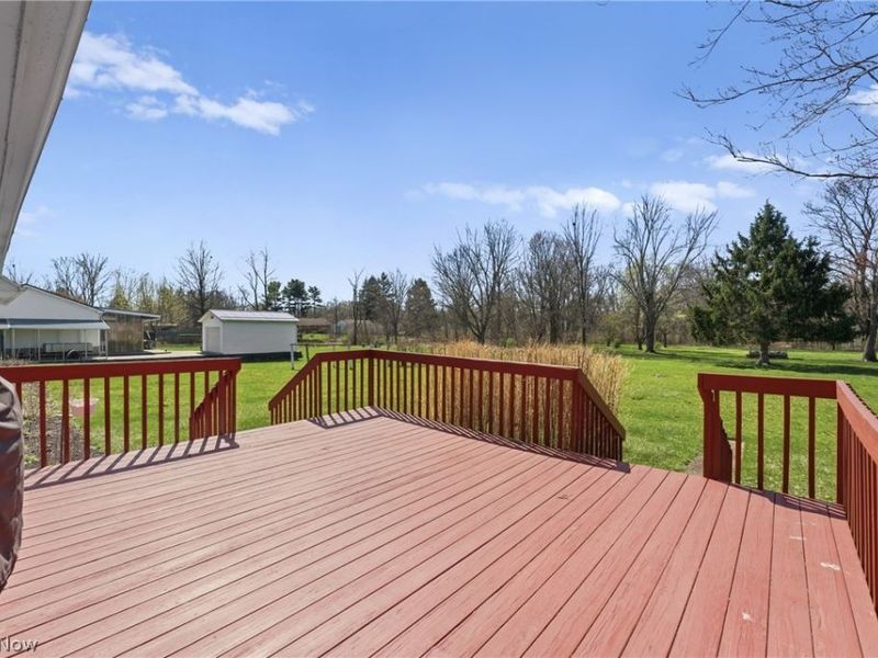 4423 Broadway Avenue NE, Louisville, OH 44641 Photo 5