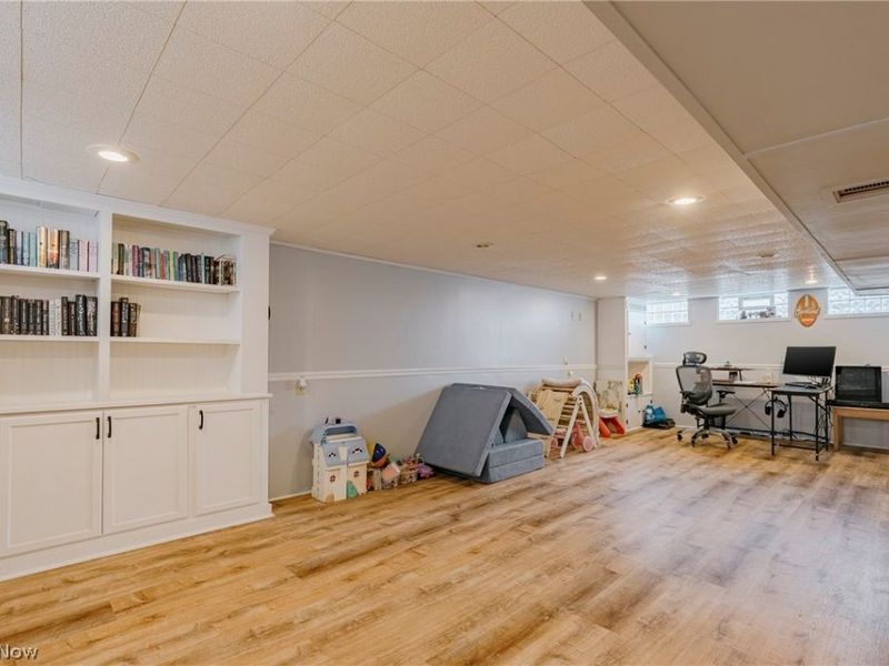 4860 W 12th Street, Cleveland, OH 44109 Photo 26