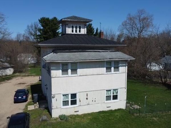 608 W Michigan, Paw Paw, MI 49079