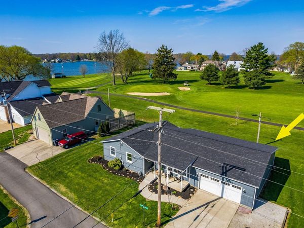 580 Coshocton Avenue, Thornville, OH 43076