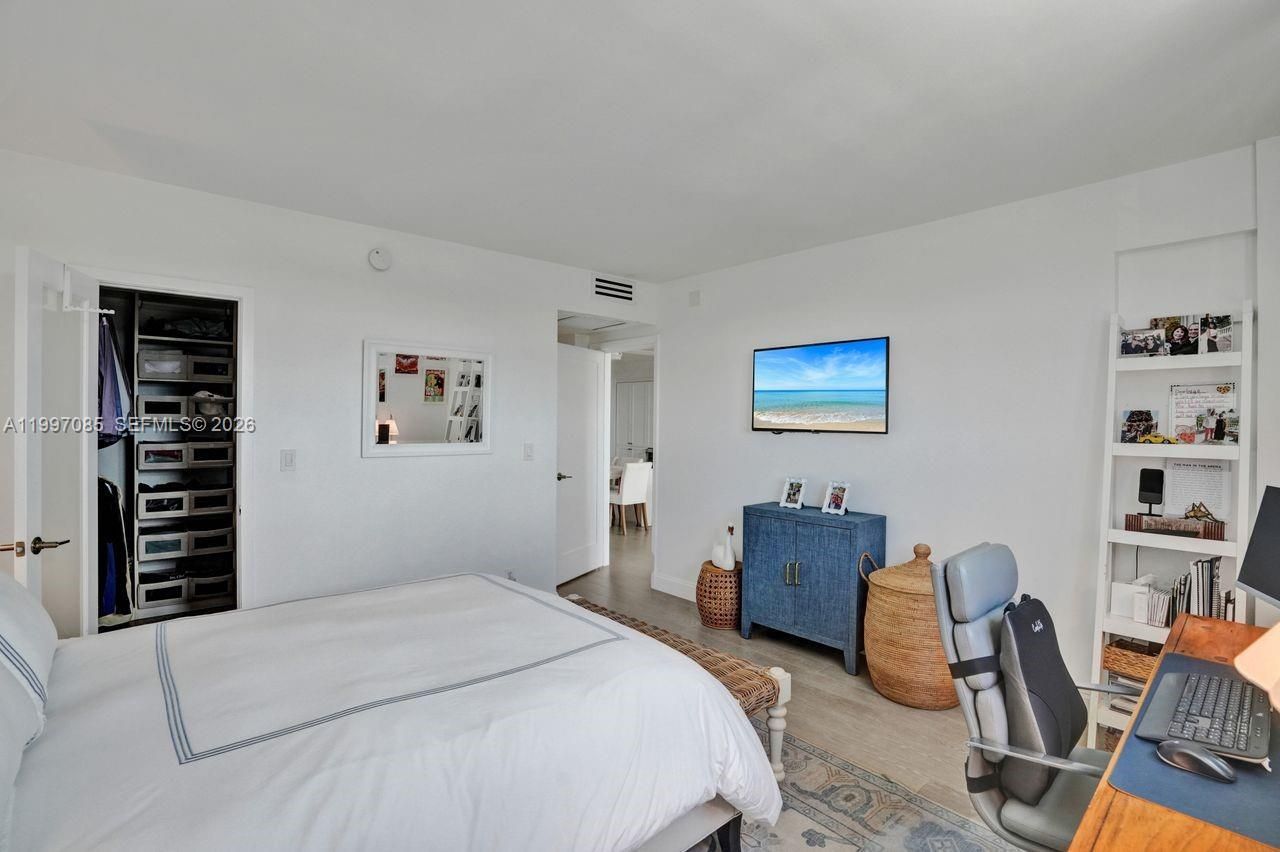 90 Edgewater Dr, Unit 625, Coral Gables, FL 33133 Photo