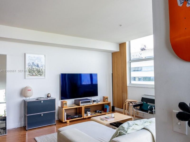 3180 SW 22nd Ter, Unit 1205, Miami, FL 33145 Photo