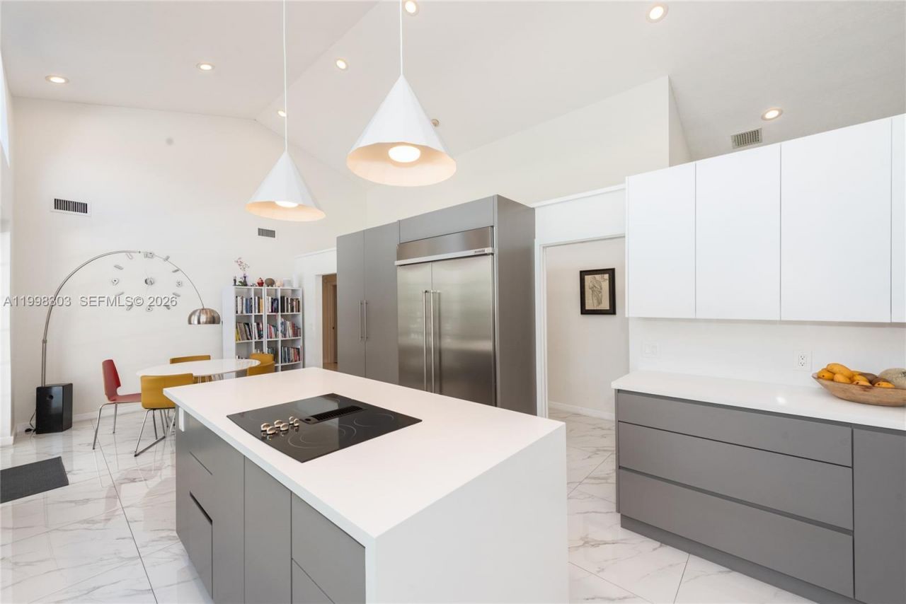 8001 SW 160th St, Palmetto Bay, FL 33157 Photo