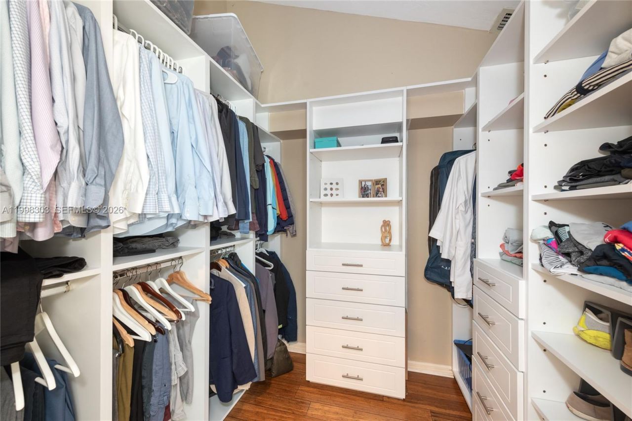 8001 SW 160th St, Palmetto Bay, FL 33157 Photo