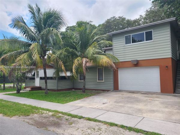 258 SW 1st Ct, Unit HOUSE, Dania Beach, FL 33004