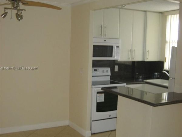 1801 S Treasure Dr, Unit 409, North Bay Village, FL 33141