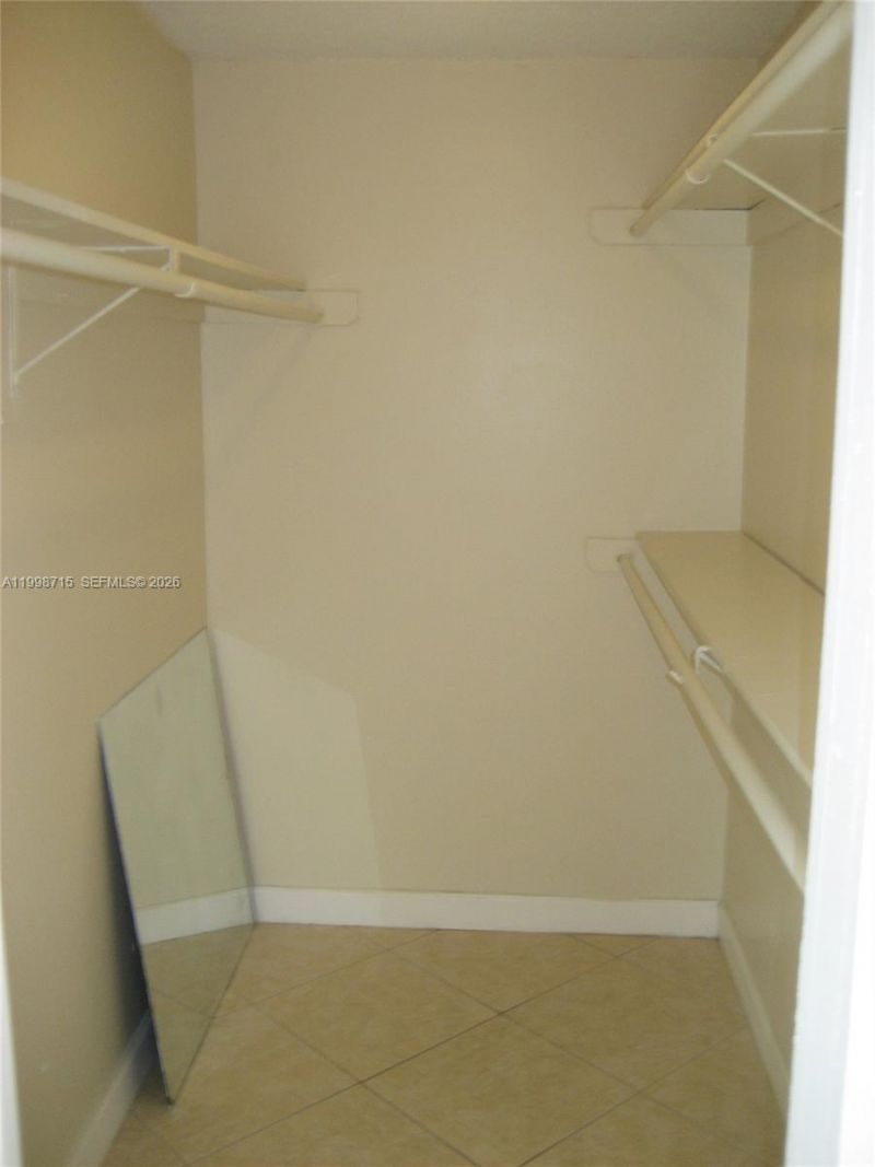 1801 S Treasure Dr, Unit 409, North Bay Village, FL 33141 Photo