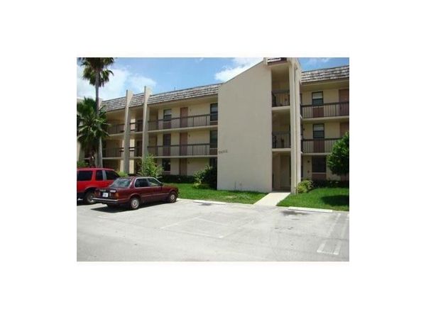 8433 Forest Hills Drive, Unit 107, Coral Springs, FL 33065