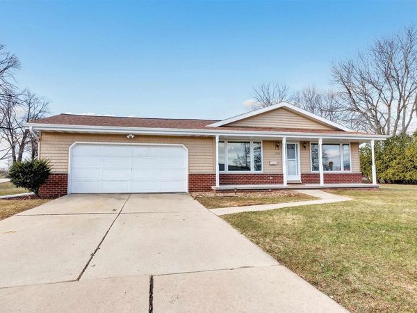 1559 LANGLADE AVENUE, Green Bay, WI 54304