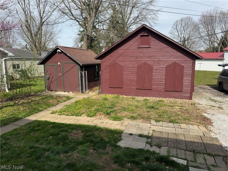 11238 Center Drive NE, Sandyville, OH 44671 Photo 4