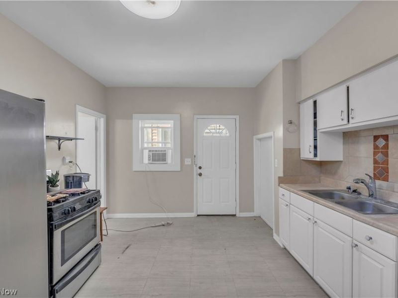 1926 E 123rd Street, Cleveland, OH 44106 Photo 20