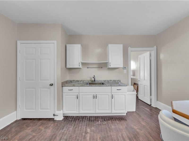 1926 E 123rd Street, Cleveland, OH 44106 Photo 6