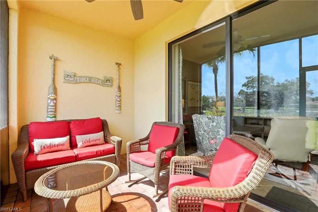 9844 Venezia Cir, Unit 714, Naples, FL 34113 Photo