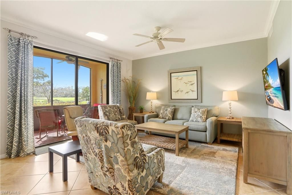 9844 Venezia Cir, Unit 714, Naples, FL 34113 Photo