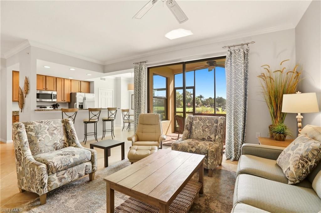 9844 Venezia Cir, Unit 714, Naples, FL 34113 Photo
