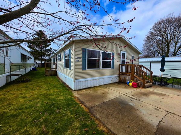 219 Circle Drive, Fremont, MI 49412