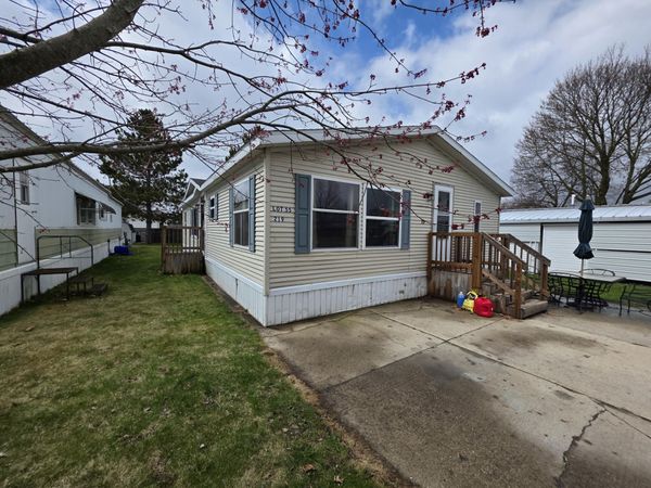 219 Circle Drive, Fremont, MI 49412