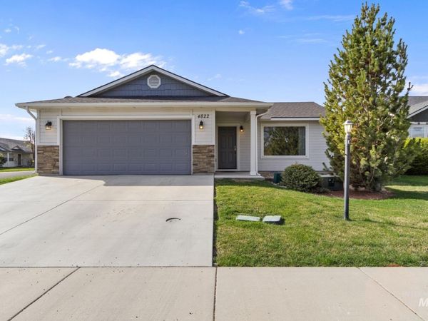 4822 Charme St, Caldwell, ID 83607