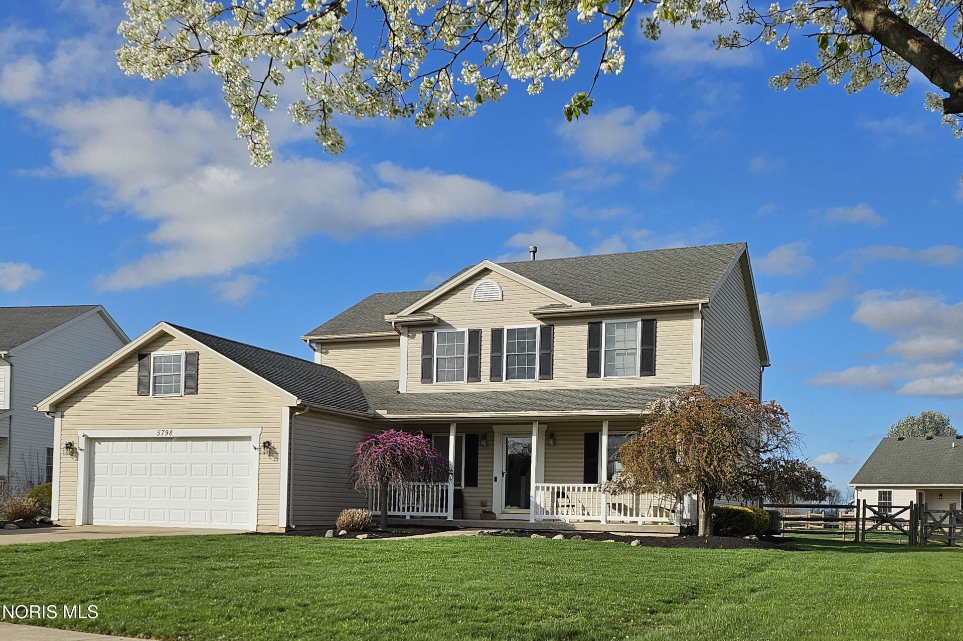 5798 Brome Circle, Walbridge, OH 43465 Main Photo