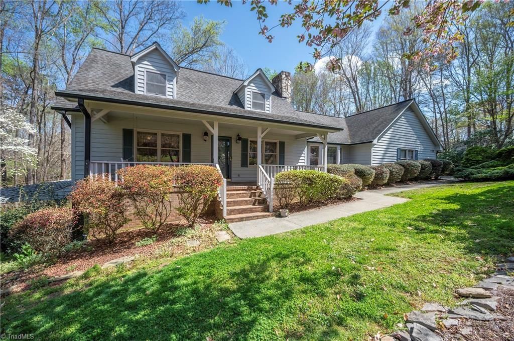 133 Carolina Avenue, Mocksville, NC 27028 Main Photo