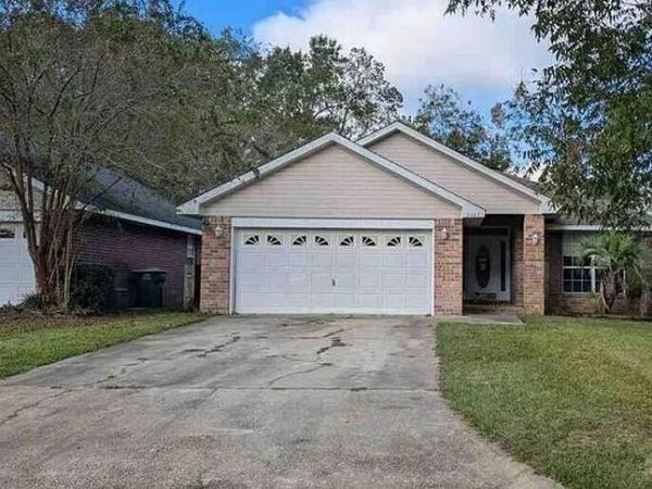 2467 Portobella Place, Cantonment, FL 32533