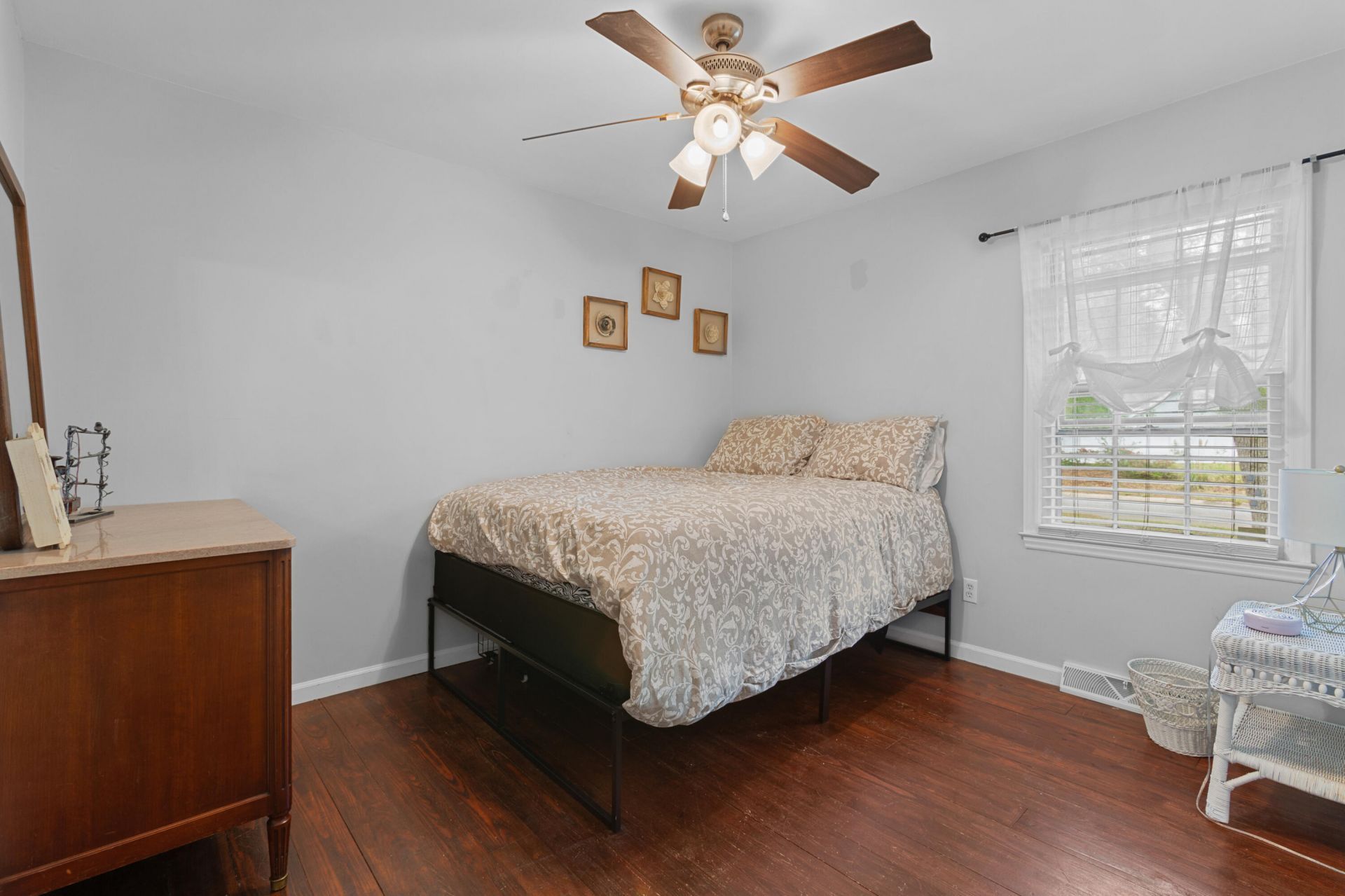 202 Harlesden Lane Photo 16