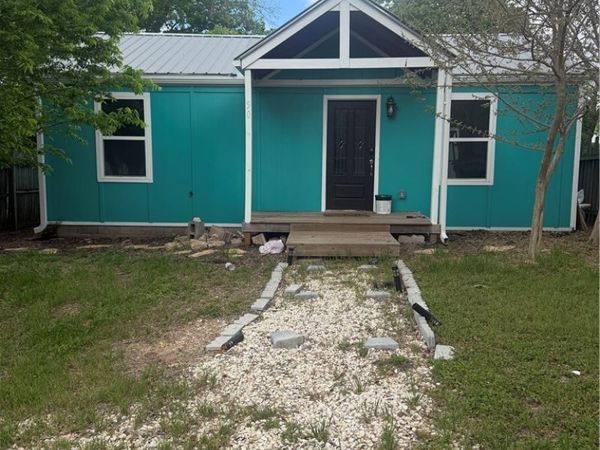 504 S 6th Street , Gatesville, TX 76528