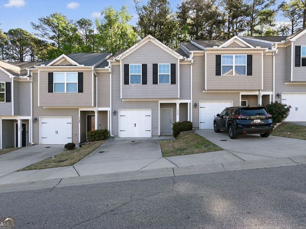 1110 Highwood Lane, East Point, GA 30344
