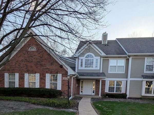 5S530 Paxton Drive , Unit 1B, Naperville, IL 60563