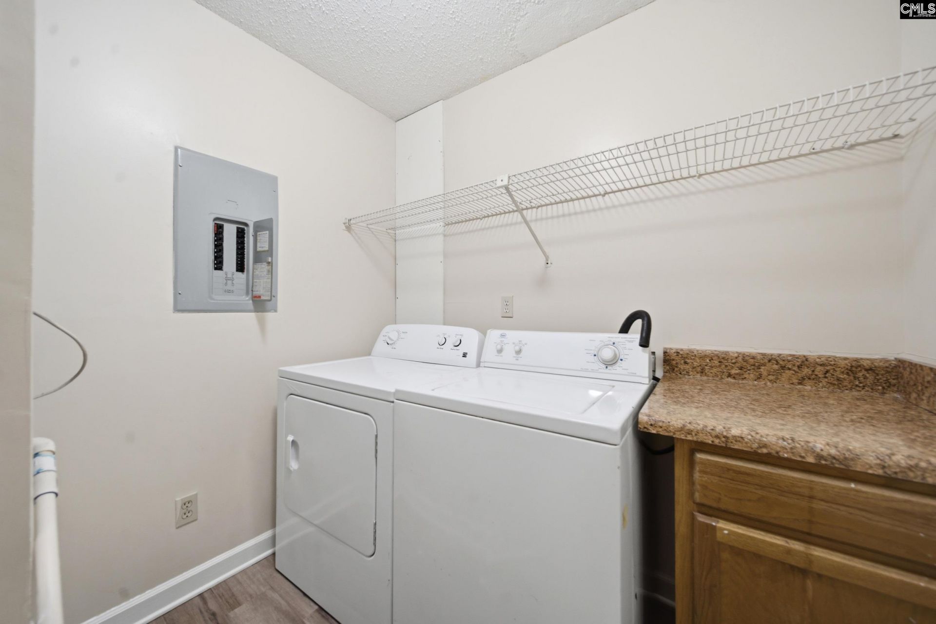 448 Deerwood Street Photo 14