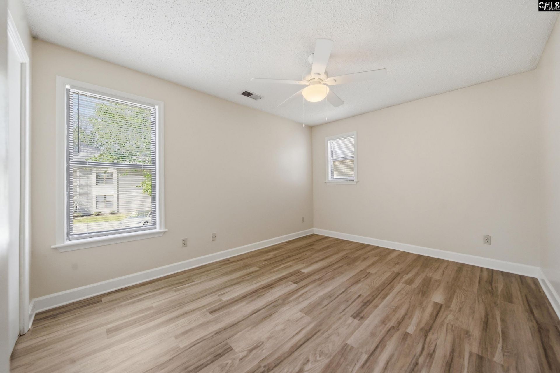 448 Deerwood Street Photo 20