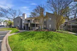 448 Deerwood Street photo 4