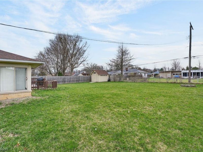 4527 W Ranchview Avenue, North Olmsted, OH 44070 Photo 32