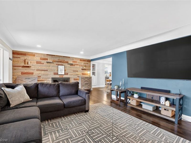 4527 W Ranchview Avenue, North Olmsted, OH 44070 Photo 7