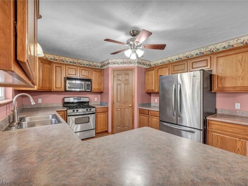 39896 Hope Court, Elyria, OH 44035 Photo 11