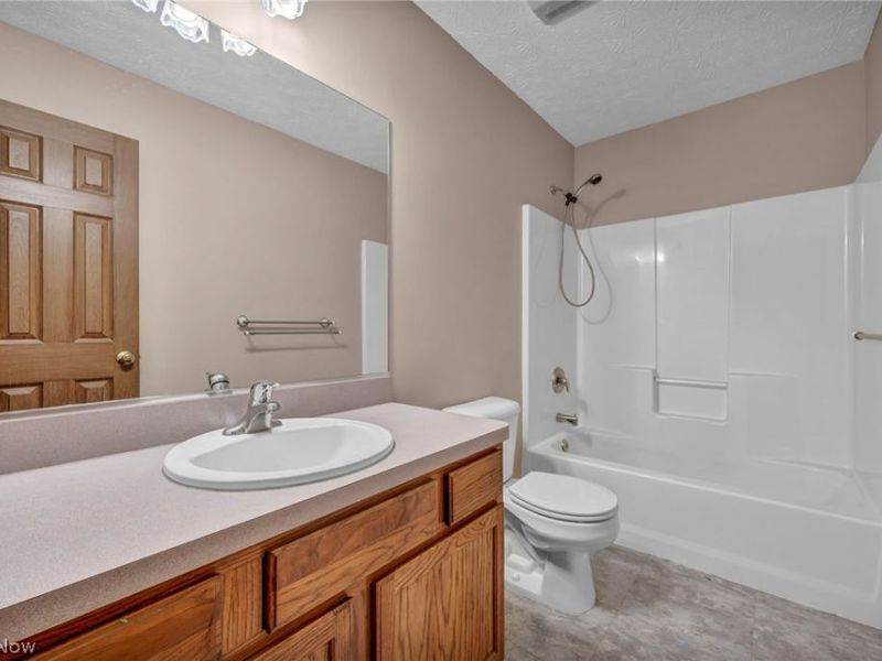 39896 Hope Court, Elyria, OH 44035 Photo 28