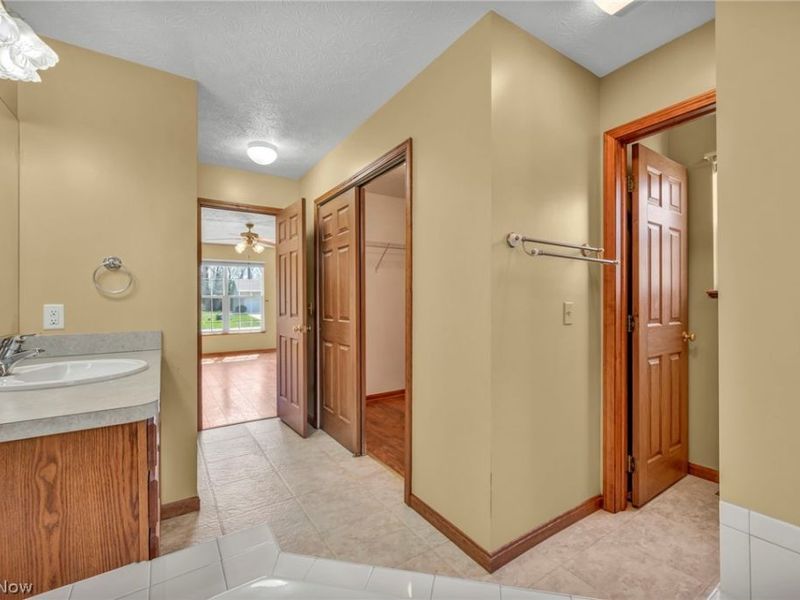 39896 Hope Court, Elyria, OH 44035 Photo 29