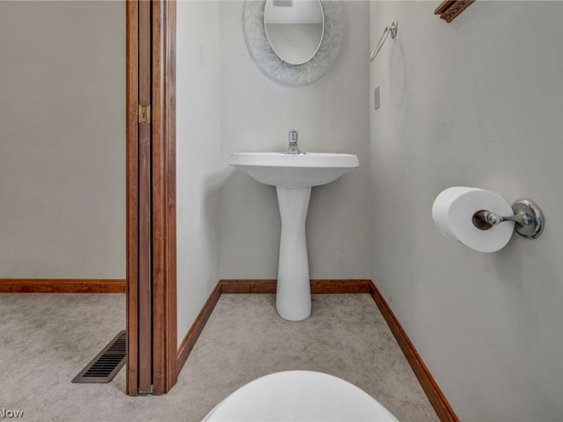 39896 Hope Court, Elyria, OH 44035 Photo 31