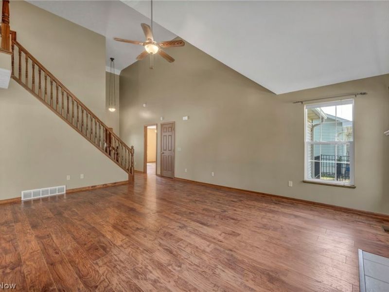 39896 Hope Court, Elyria, OH 44035 Photo 8