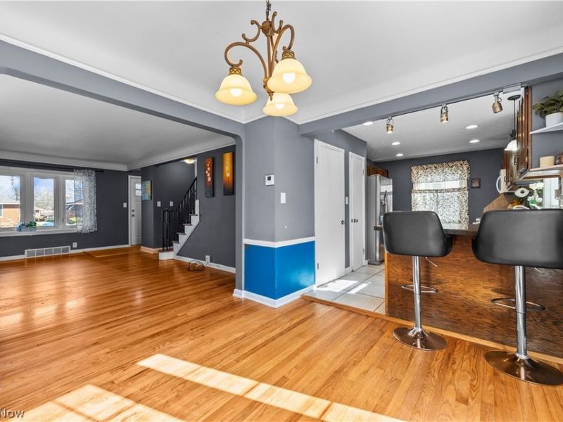 6017 Hodgman Drive, Parma Heights, OH 44130 Photo 9