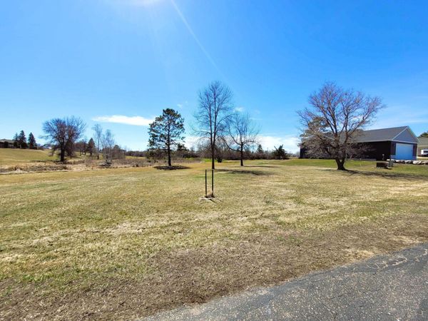 20693 County Highway 21 , Detroit Lakes, MN 56501