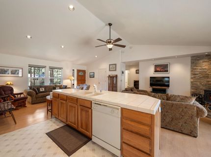 301 Mountain View Drive, Calpine, CA 96124 Photo